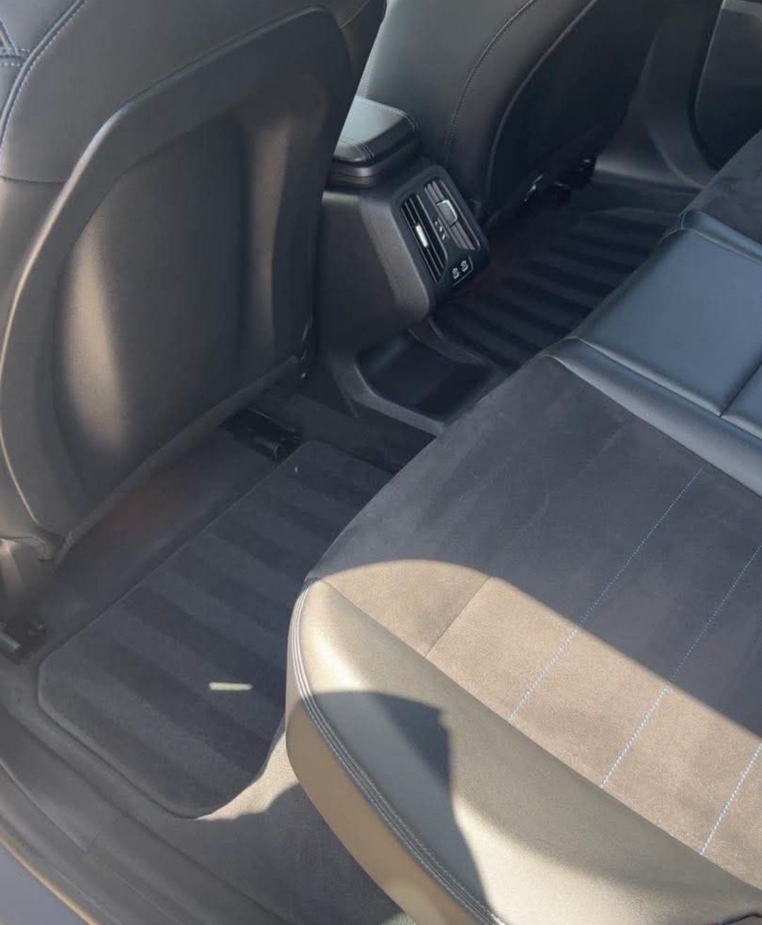 BMW iX1 — remise en état complète de l'habitacle — photo 4